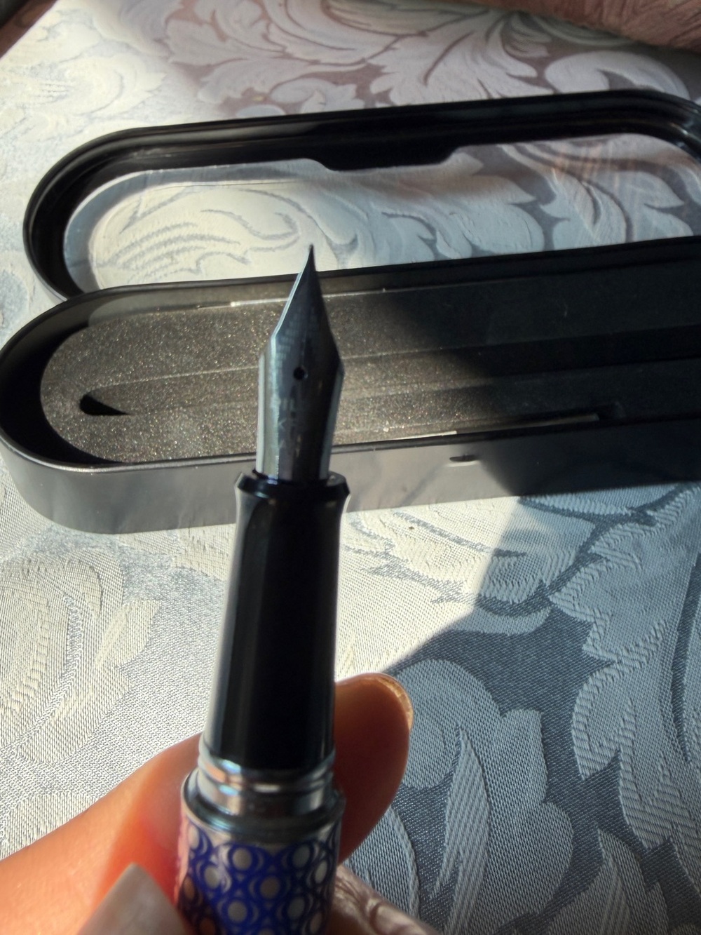 Pilot Purple Fountain Pen with Decorative Band - - Picture 5 of 5